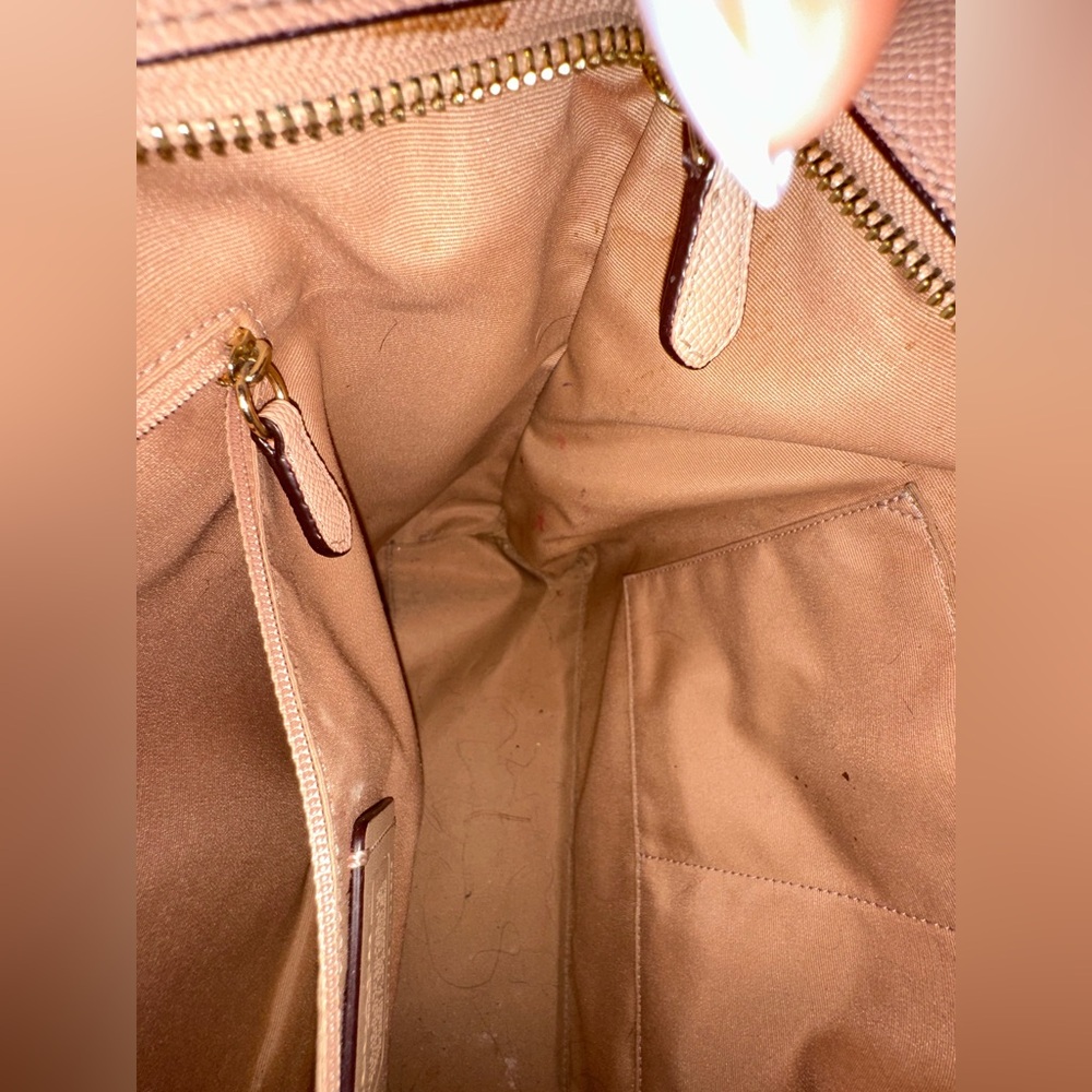 Coach Tan Leather Tote Minimalist Design - Picture 11 of 14